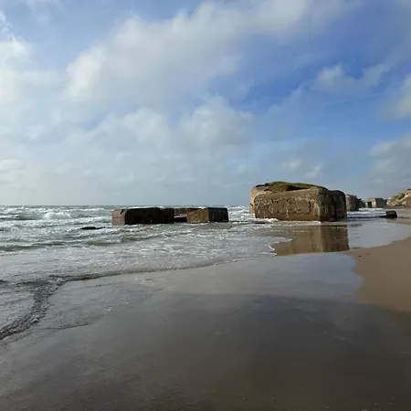 6 Person In Lokken-by Traum